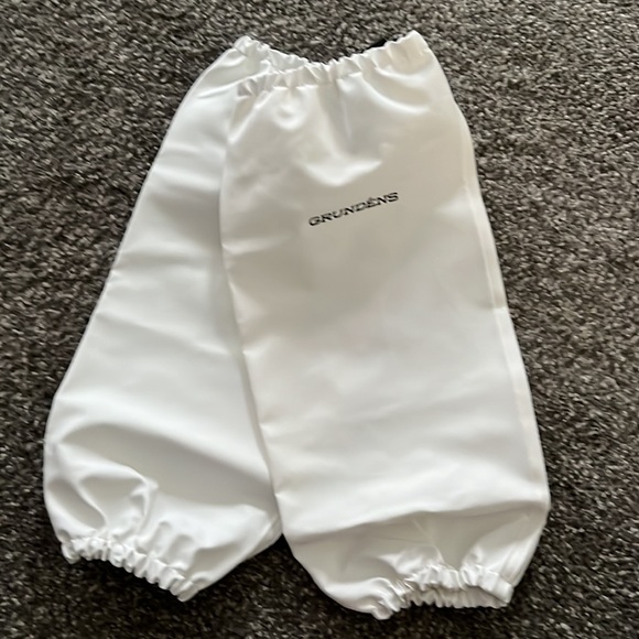 ❗️FINAL❗️ 🆕 Grundéns Bris 22 Lightweight Fishing Sleeves 🔴 - Picture 2 of 3